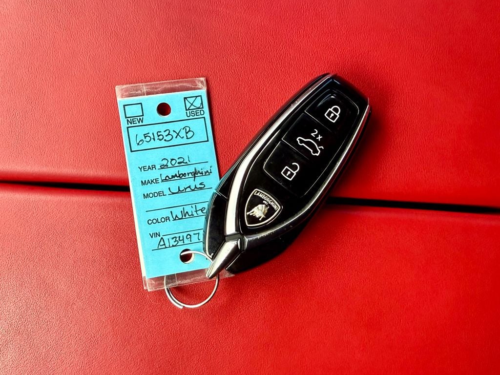 2021 Lamborghini Urus Base