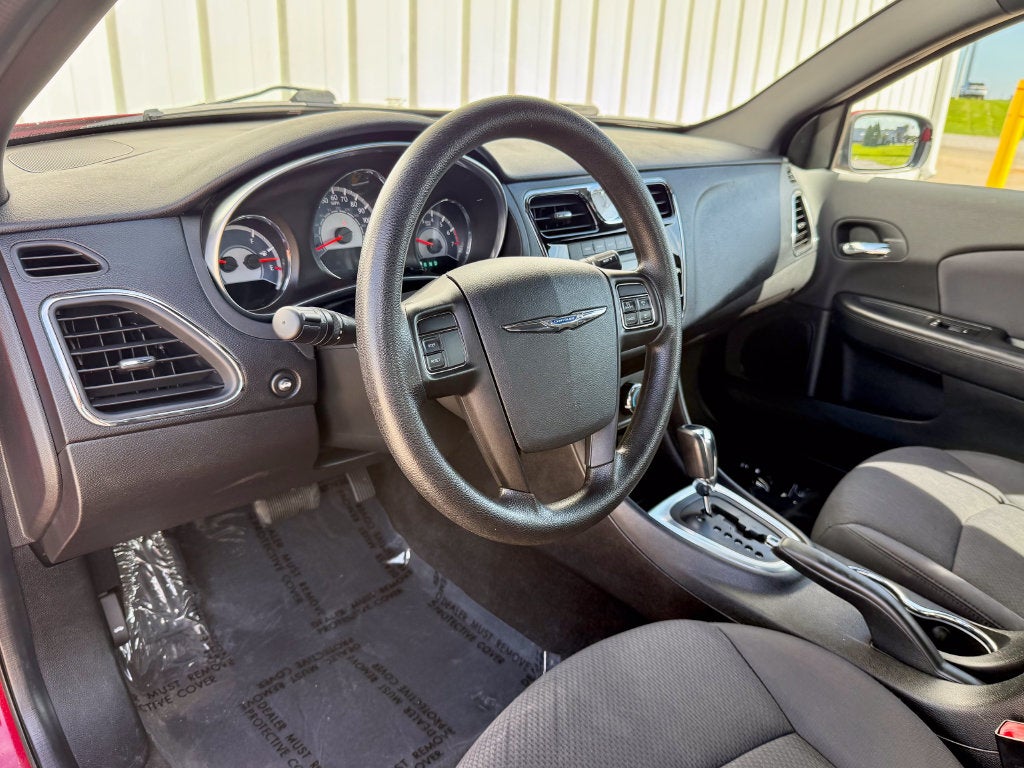 2012 Chrysler 200 LX