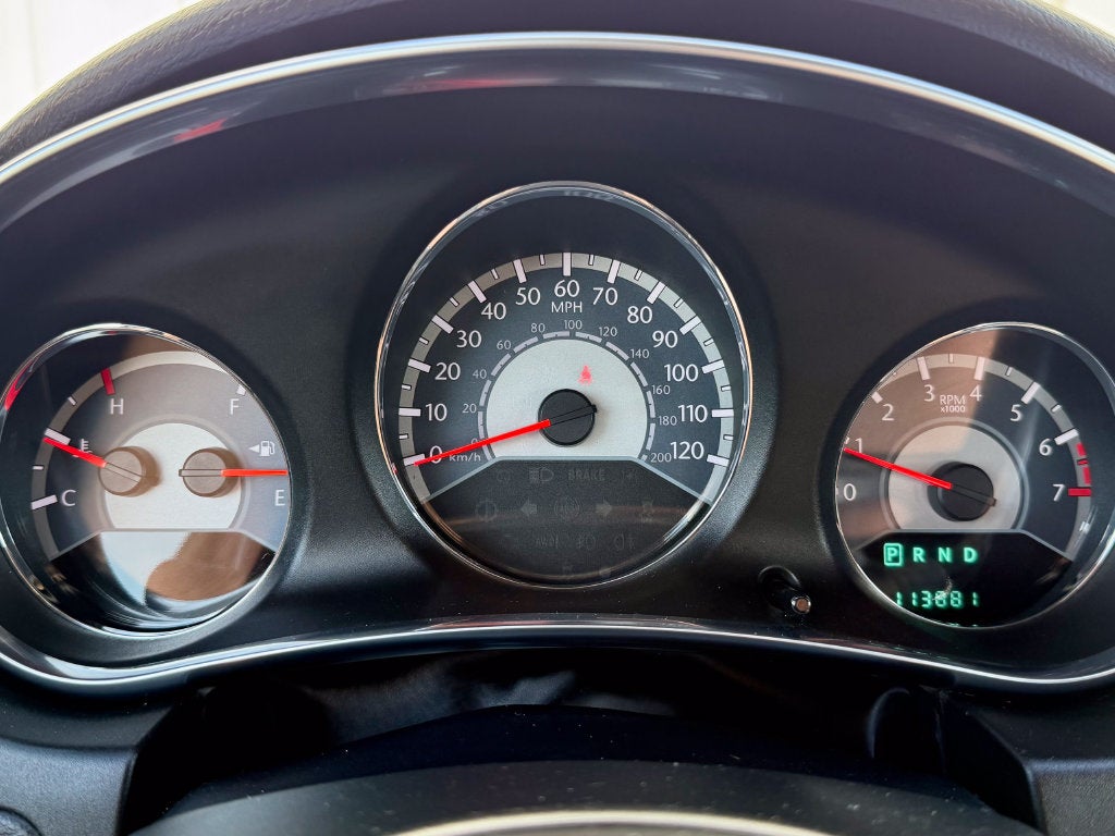 2012 Chrysler 200 LX