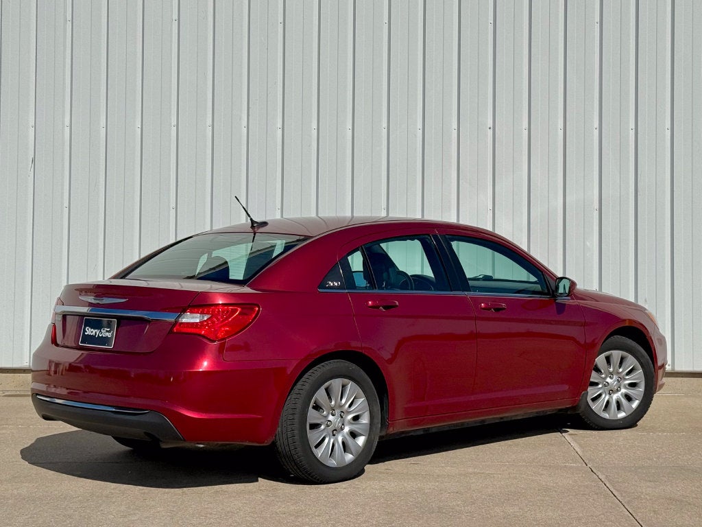 2012 Chrysler 200 LX