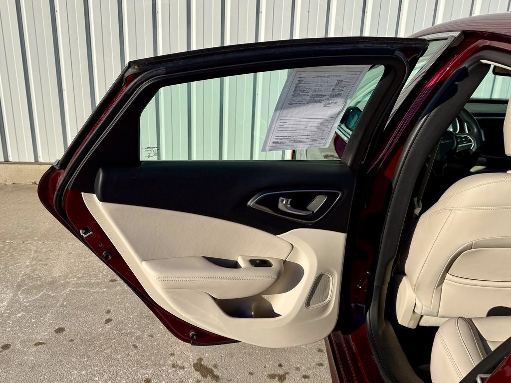 2015 Chrysler 200 C 200 C FWD