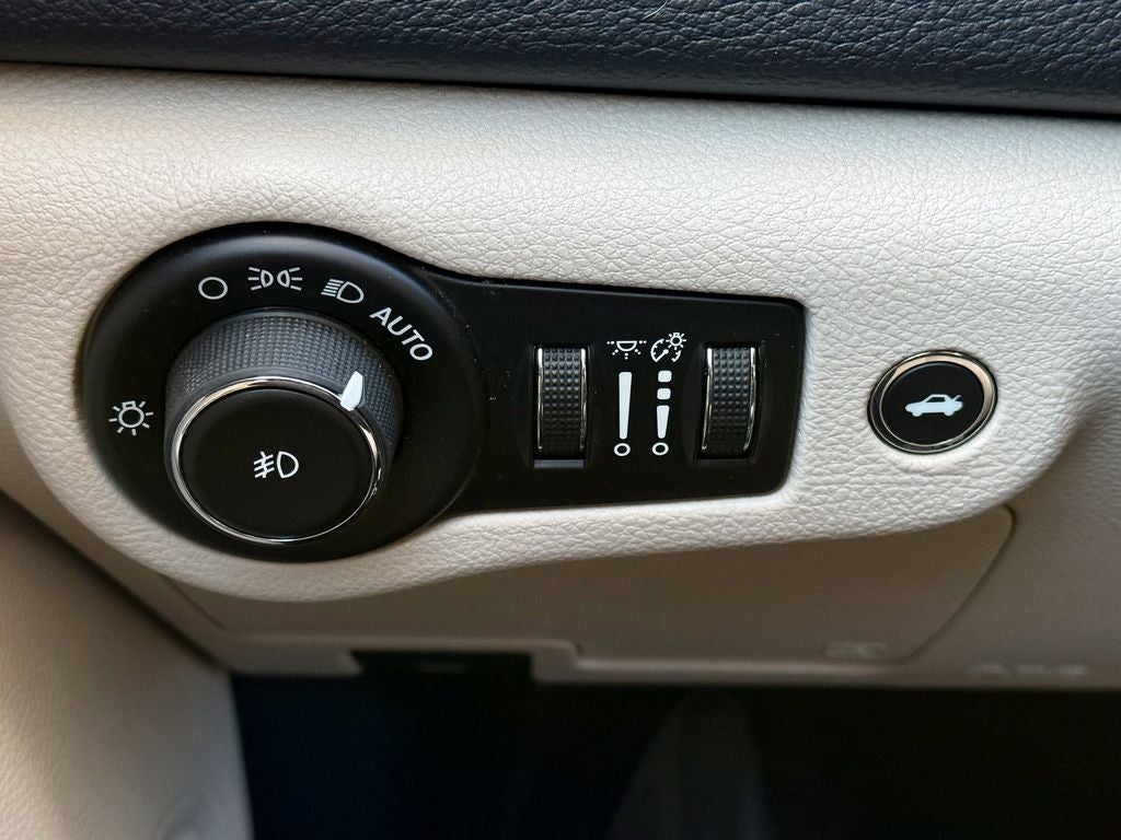 2015 Chrysler 200 C 200 C FWD