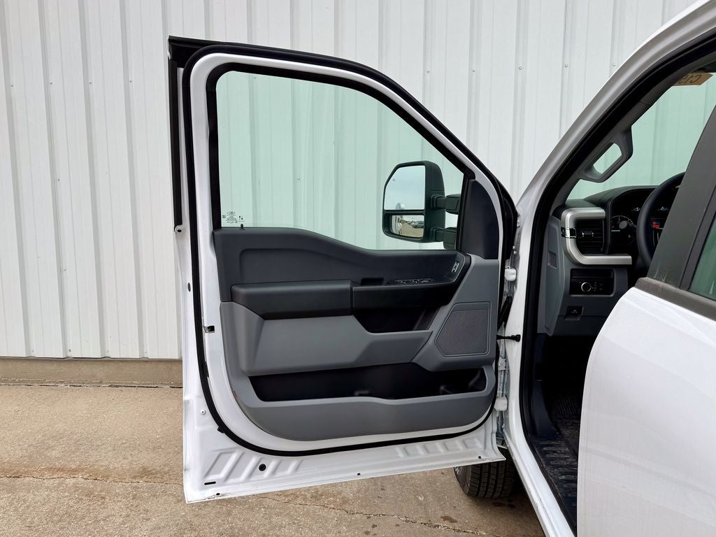 2025 Ford F-350SD XL DRW