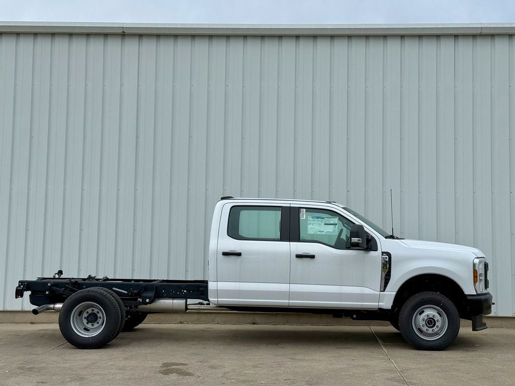 2025 Ford F-350SD XL DRW