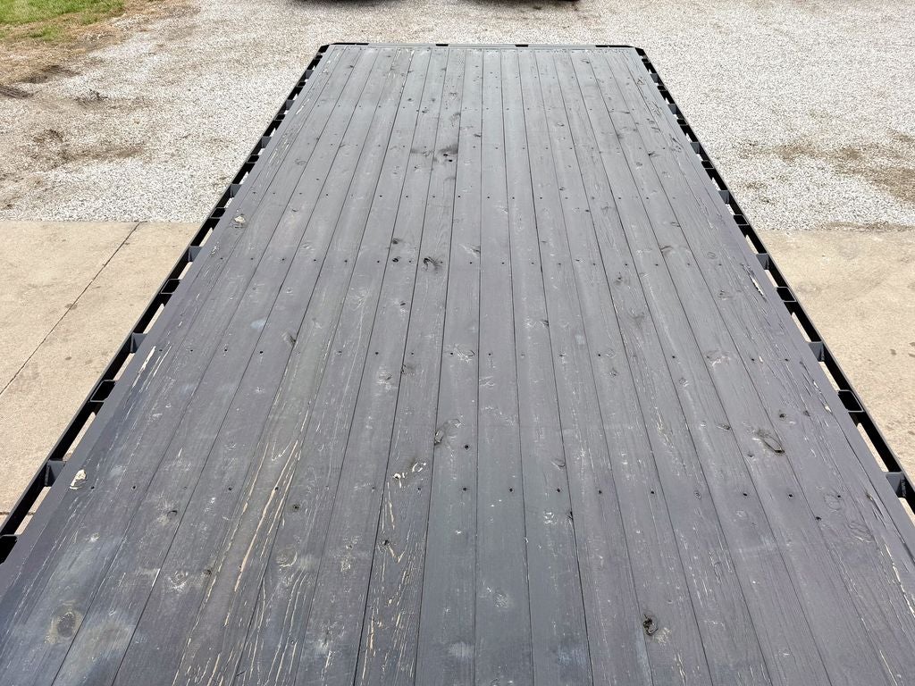 2025 Ford F-650SD Base