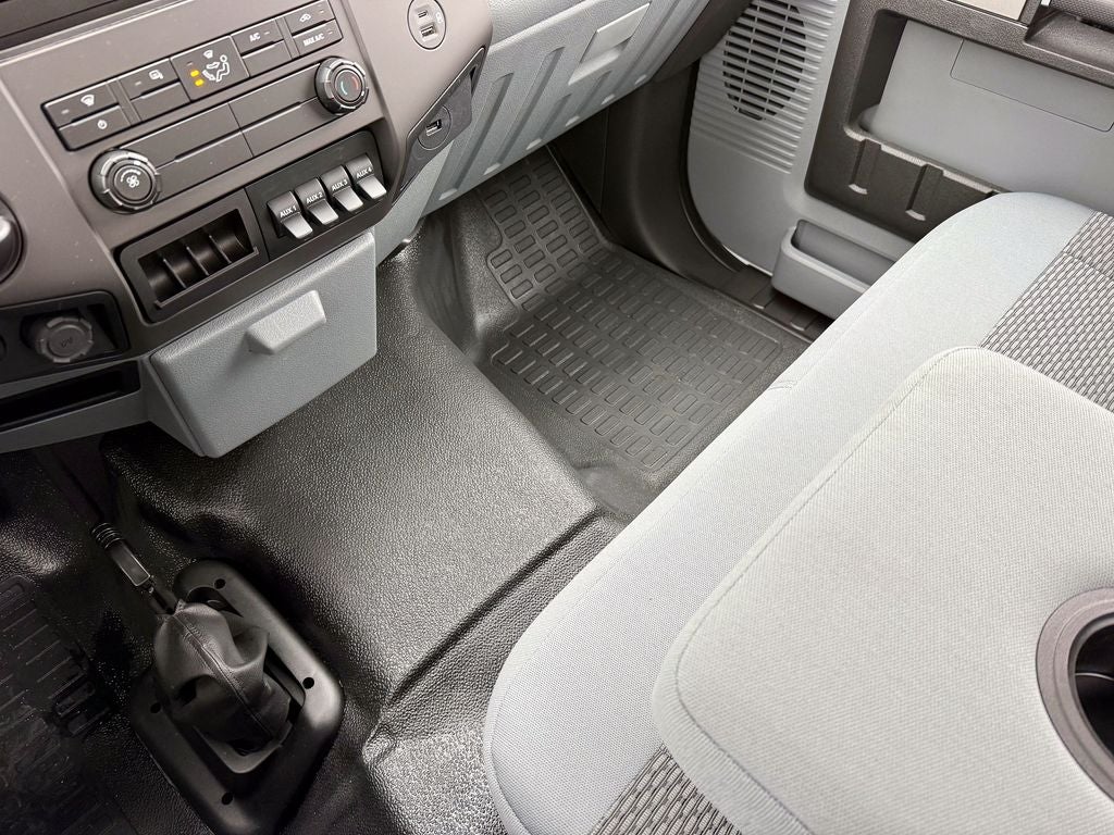 2025 Ford F-650SD Base