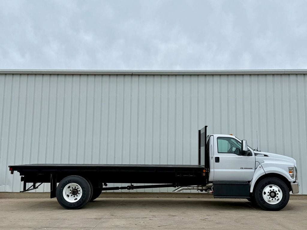 2025 Ford F-650SD Base