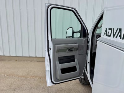 2026 Ford E-350SD Base Cutaway