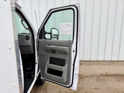 2025 Ford E-350SD Base Cutaway