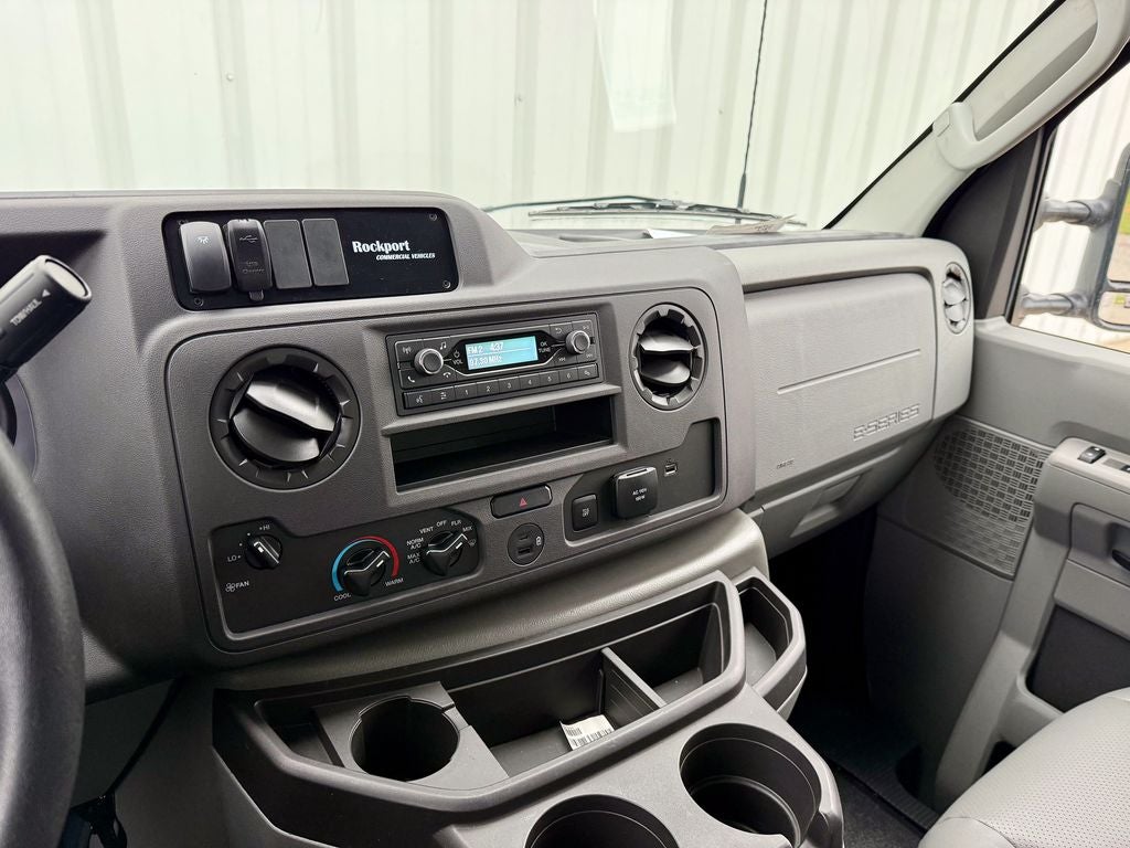 2025 Ford E-350SD Base Cutaway