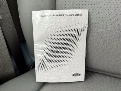 2025 Ford E-350SD Base Cutaway