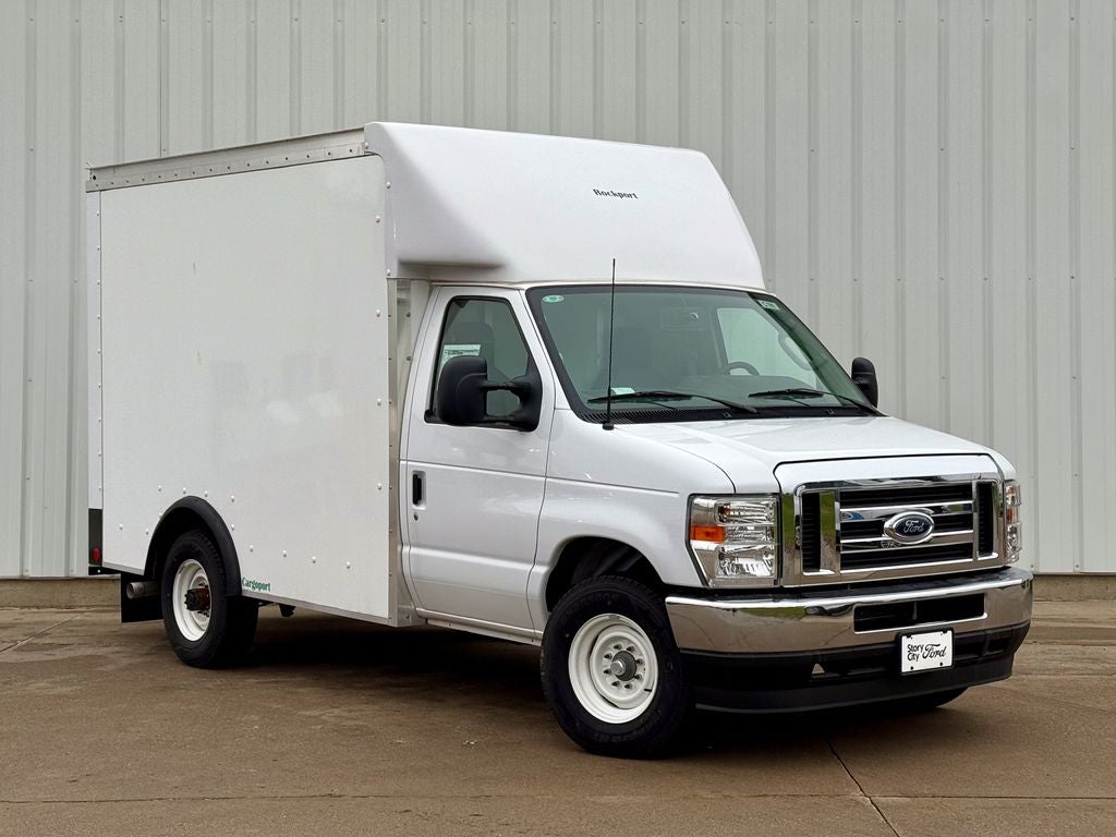 2025 Ford E-350SD Base Cutaway