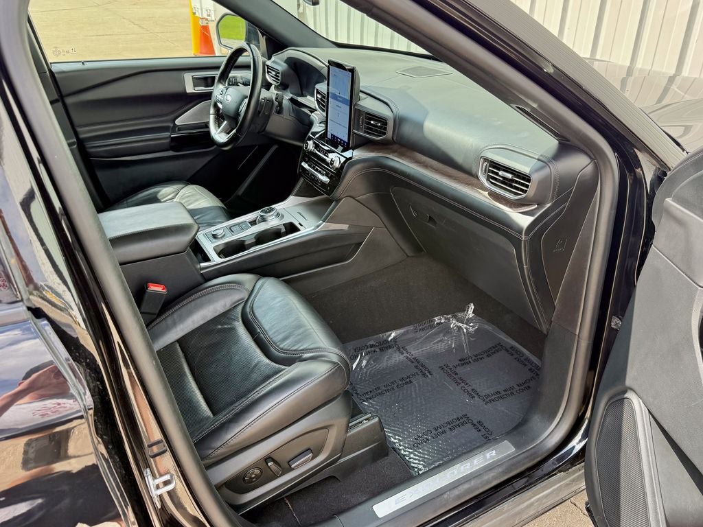 2021 Ford Explorer Platinum
