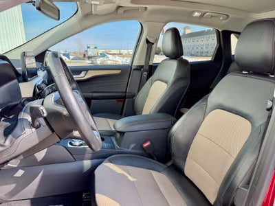 2021 Ford Escape Titanium Hybrid