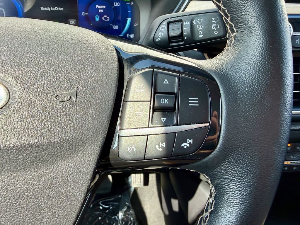 2021 Ford Escape Titanium Hybrid