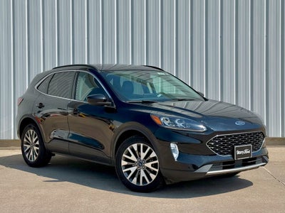 2022 Ford Escape Titanium