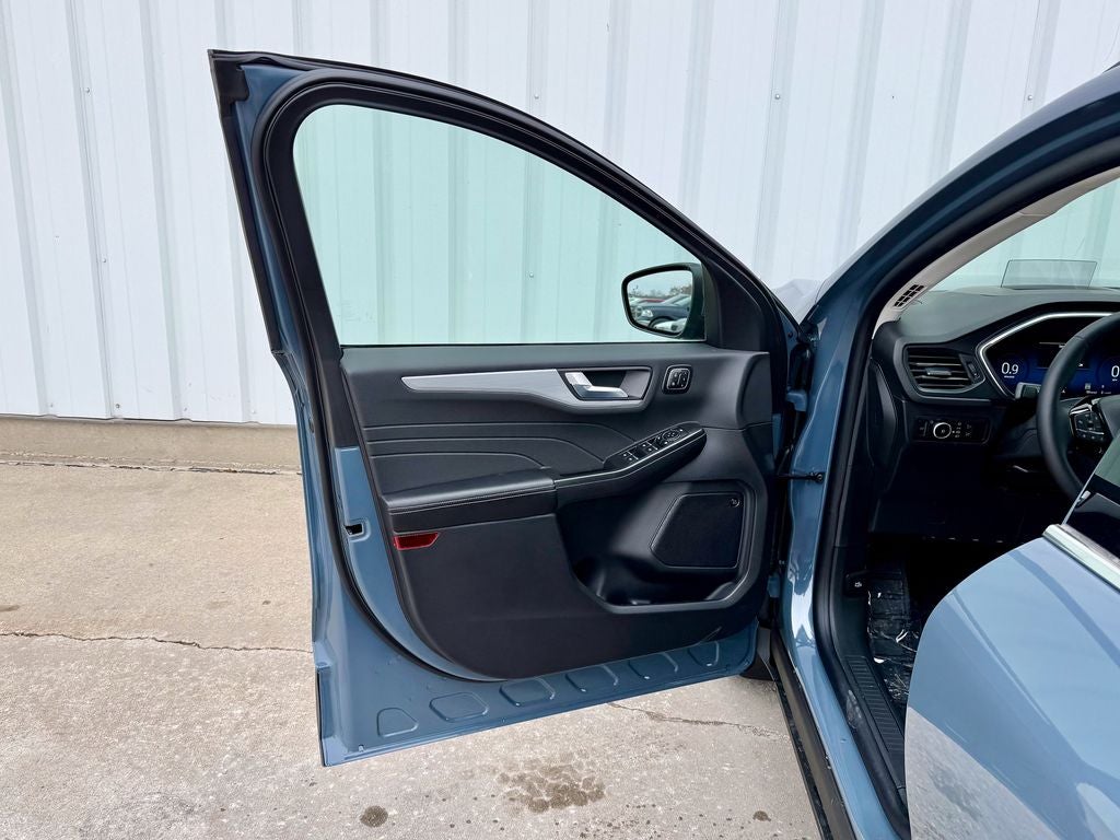 2026 Ford Escape Platinum