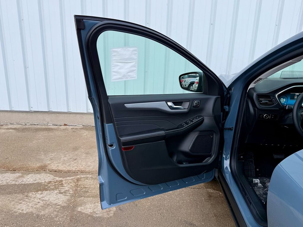 2026 Ford Escape Platinum