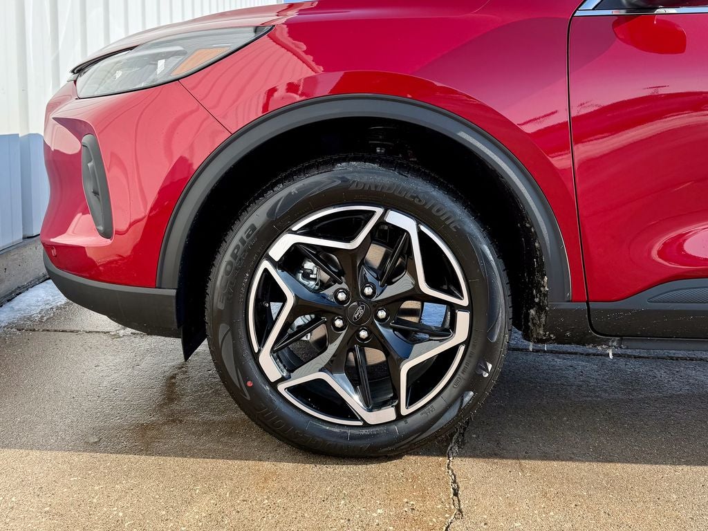 2026 Ford Escape Platinum