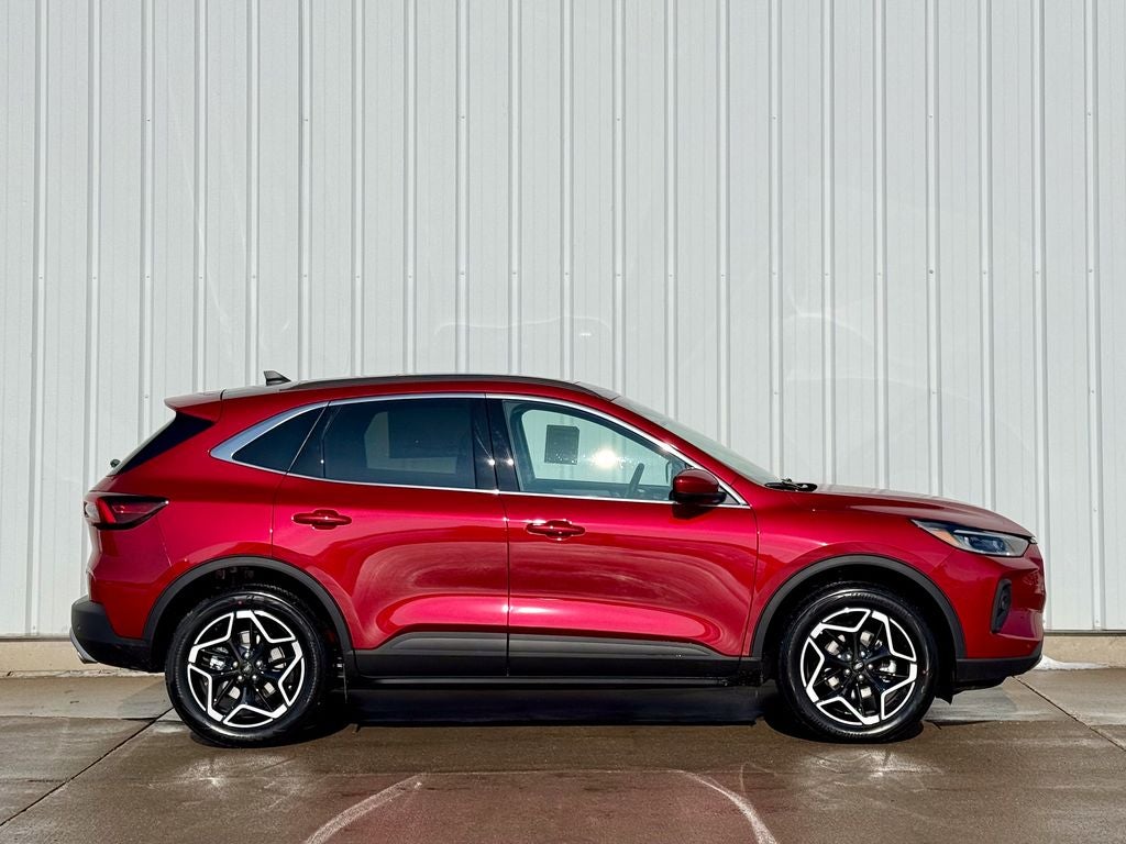 2026 Ford Escape Platinum