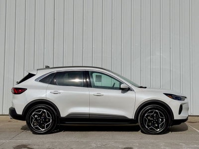 2026 Ford Escape Hybrid Platinum