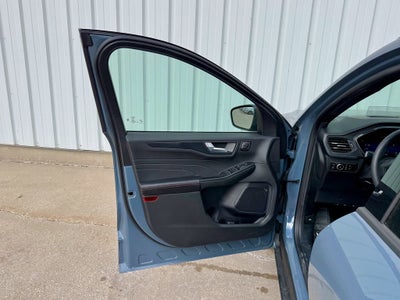 2025 Ford Escape Hybrid ST-Line Elite