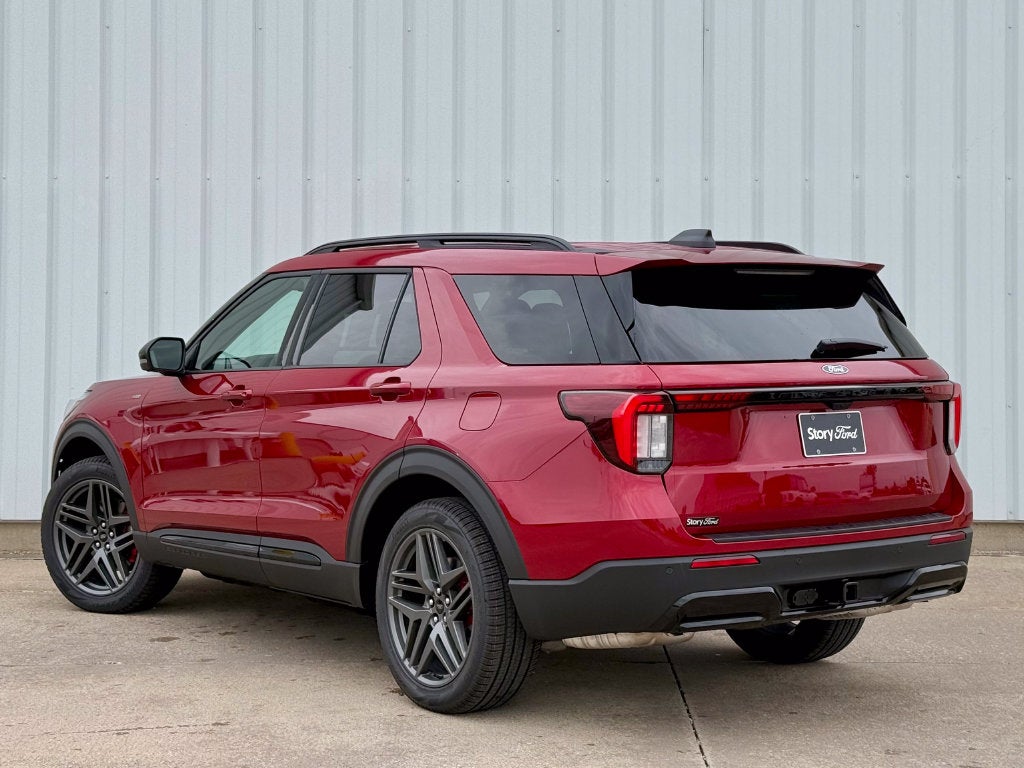 2027 Ford Explorer ST-Line