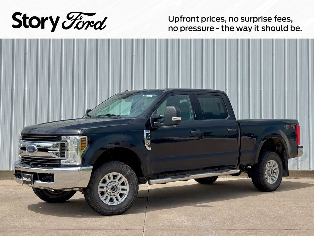 2018 Ford F-250 XLT 4x4 Crew Cab 8' Box's photo