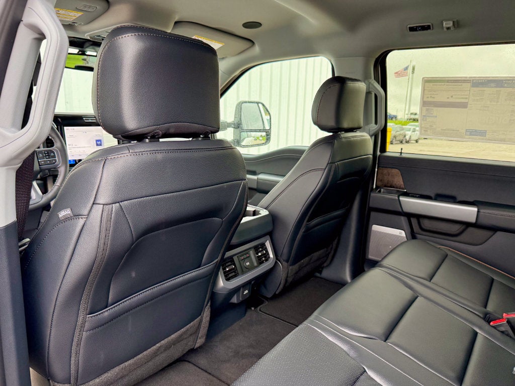 2026 Ford F-350SD Lariat