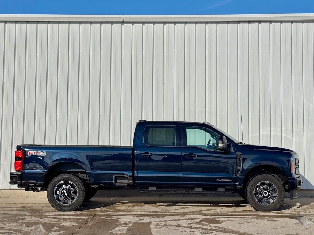 2023 Ford F-350SD Lariat