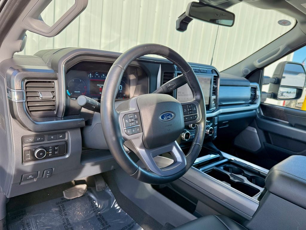 2023 Ford F-350SD Lariat