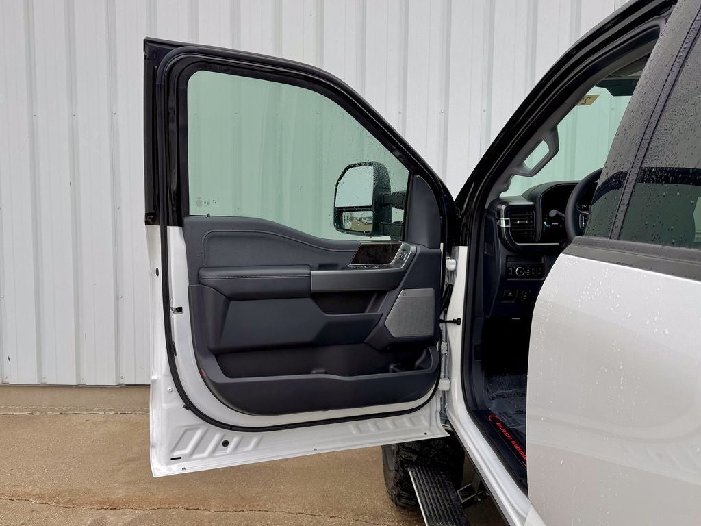 2026 Ford F-350SD Black Widow