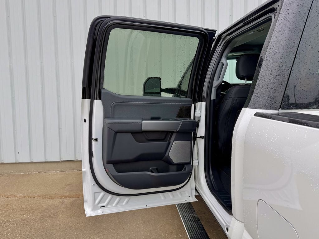 2026 Ford F-350SD Black Widow