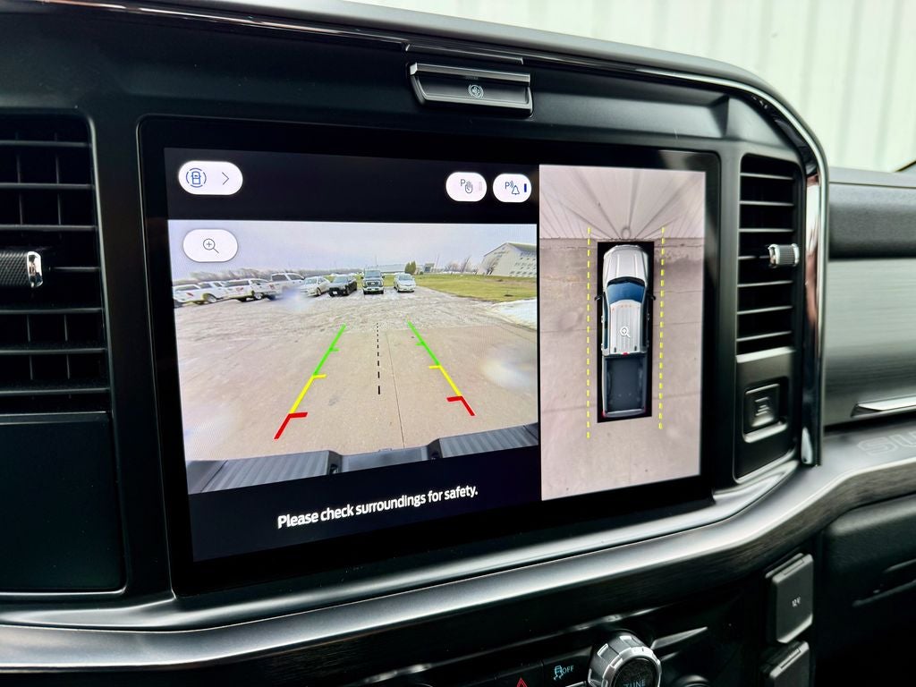 2026 Ford F-350SD Black Widow