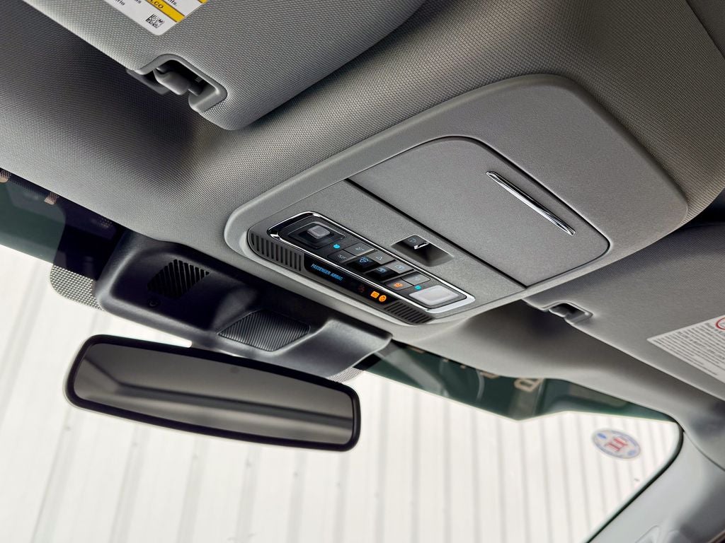 2026 Ford F-350SD Black Widow