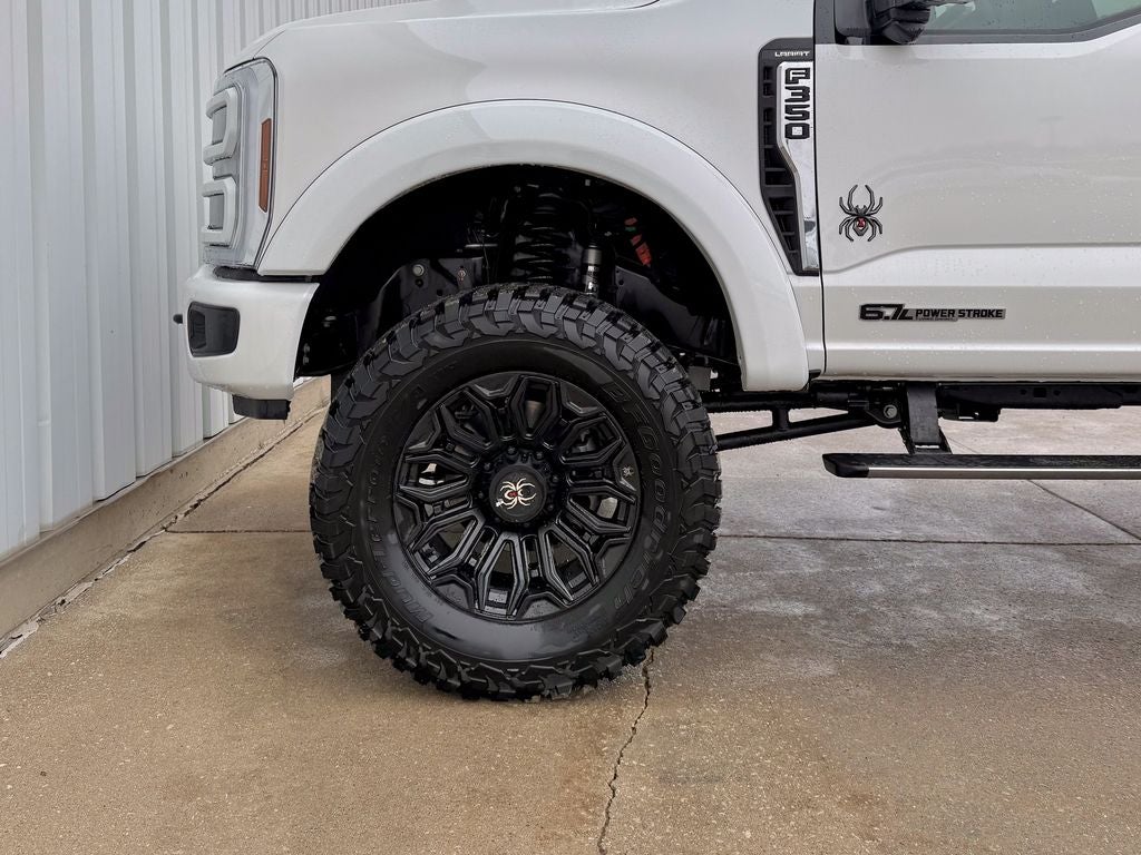 2026 Ford F-350SD Black Widow