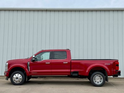 2024 Ford F-450SD Platinum