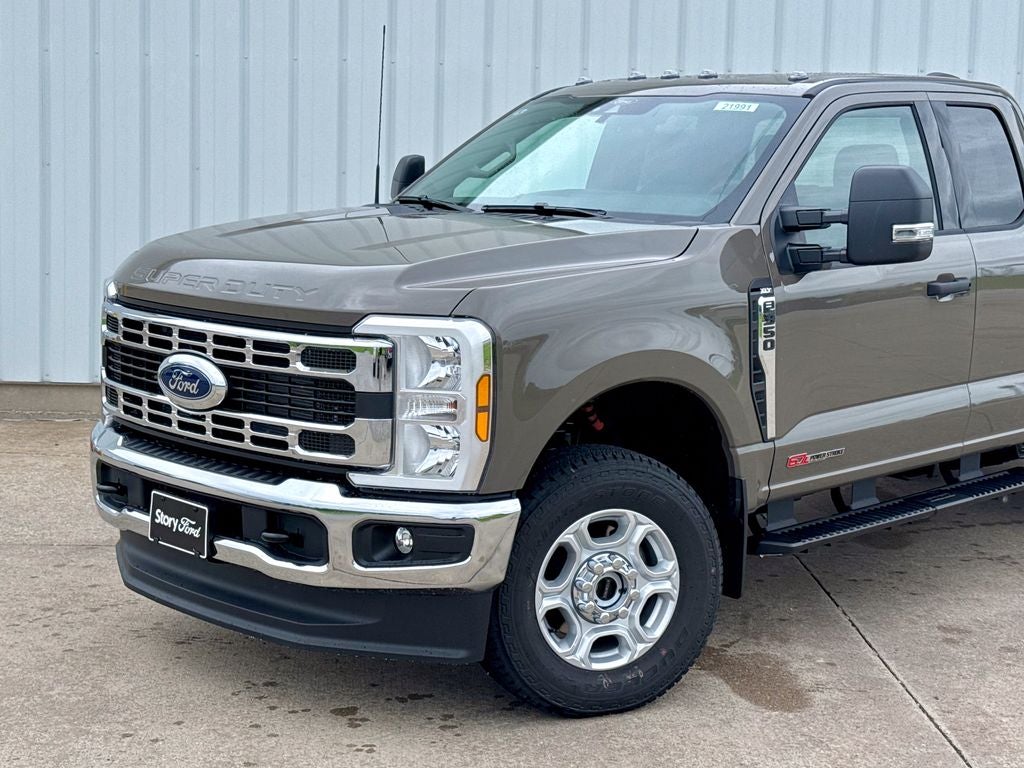 2026 Ford F-350SD XLT