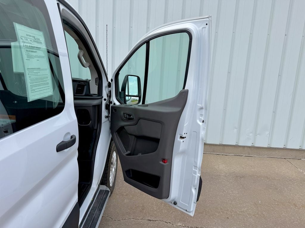 2025 Ford Transit-250 Base