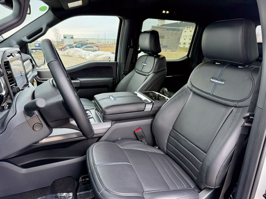 2025 Ford F-150 Platinum