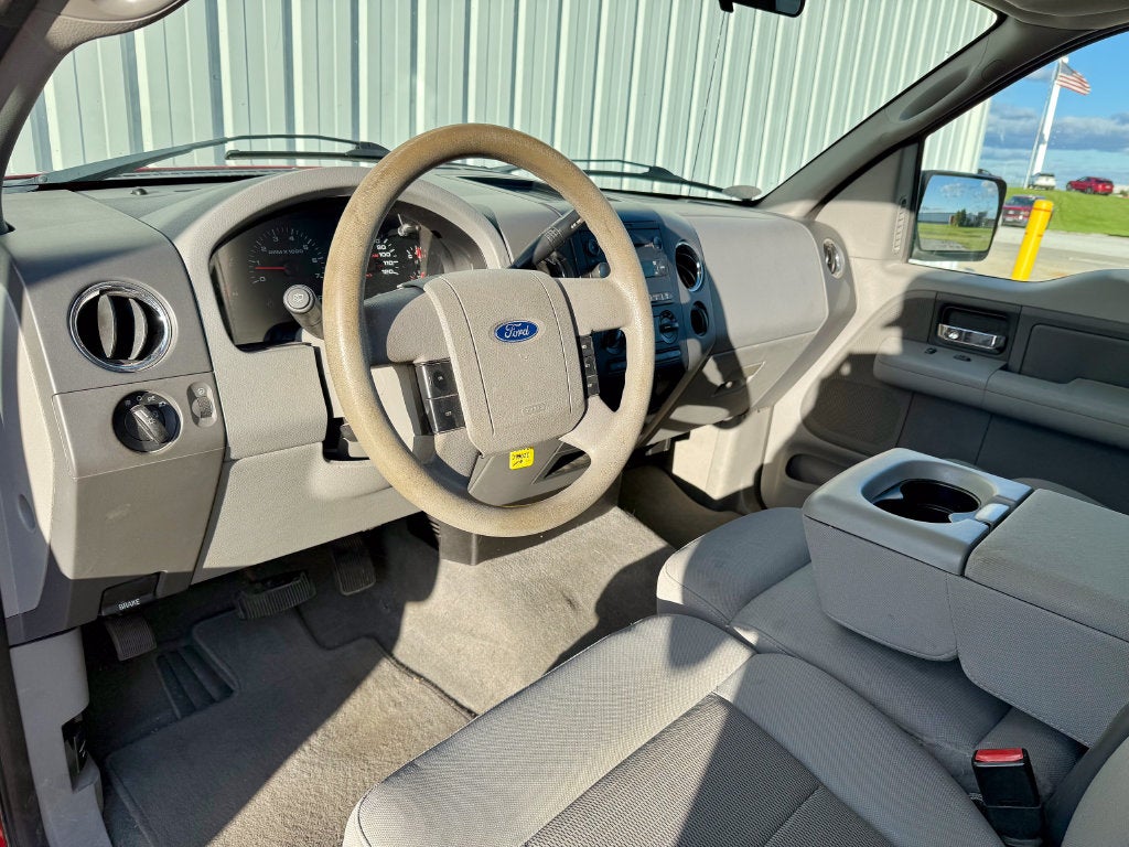2004 Ford F-150 XLT