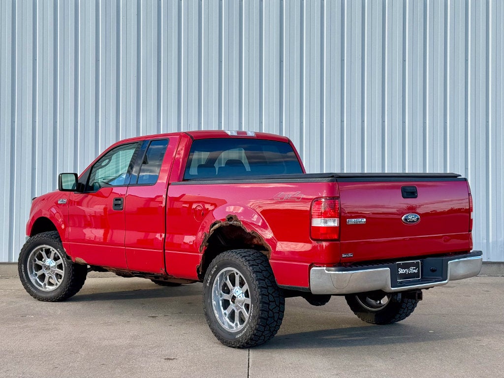2004 Ford F-150 XLT