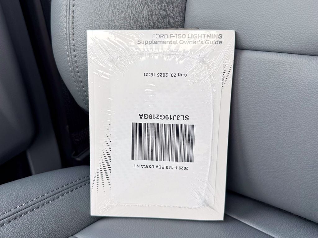 2025 Ford F-150 Lightning Flash