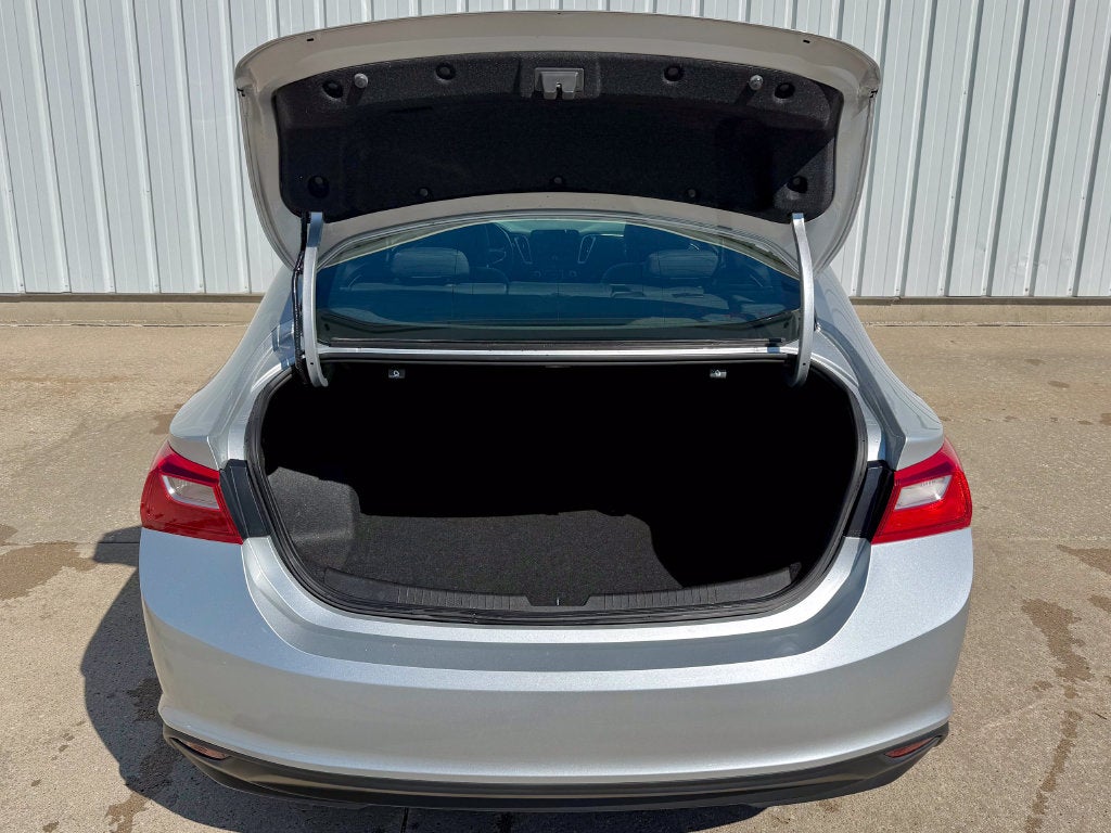 2020 Chevrolet Malibu LS 1FL