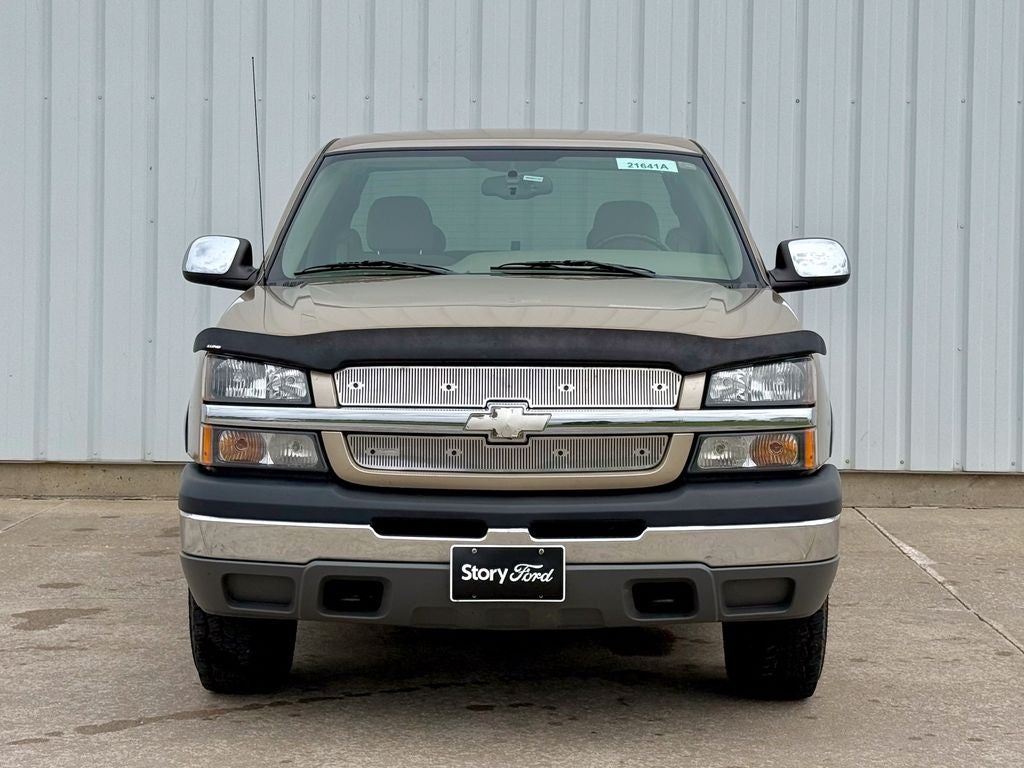 2004 Chevrolet Silverado 1500 LS