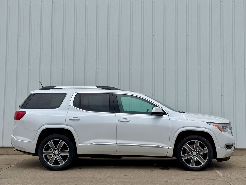 2017 GMC Acadia Denali
