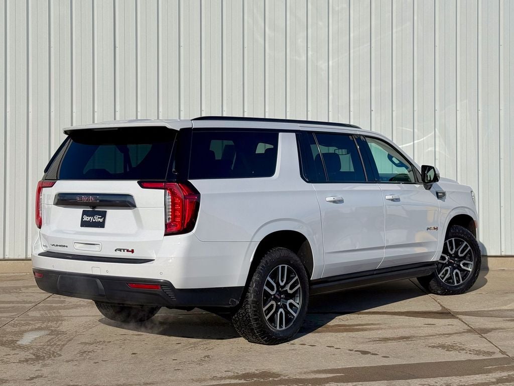 2023 GMC Yukon XL AT4