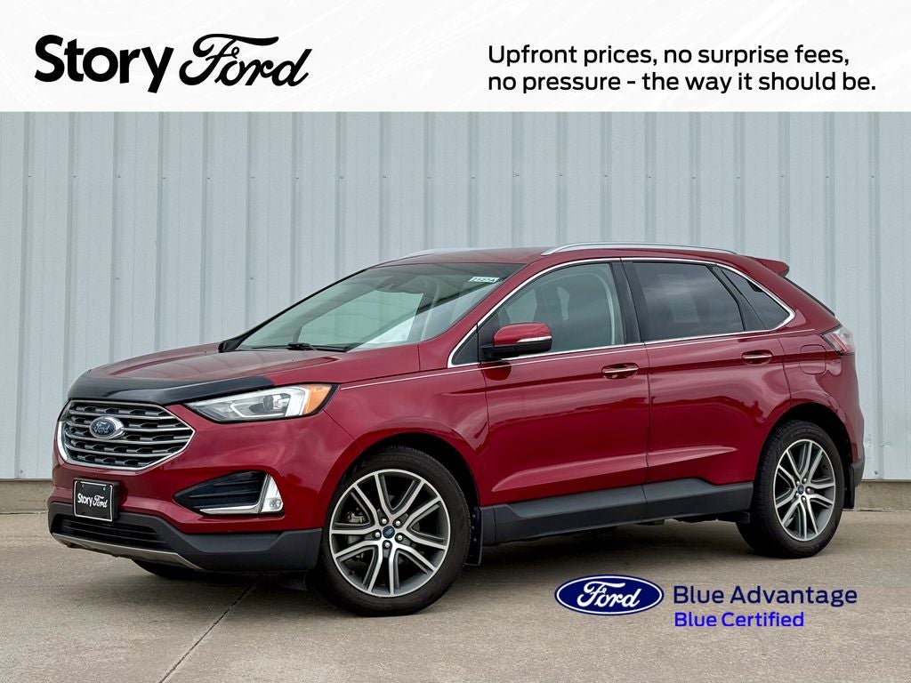 2019 Ford Edge Titanium's photo