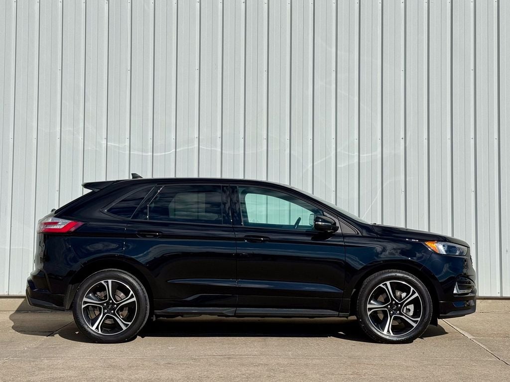2024 Ford Edge ST