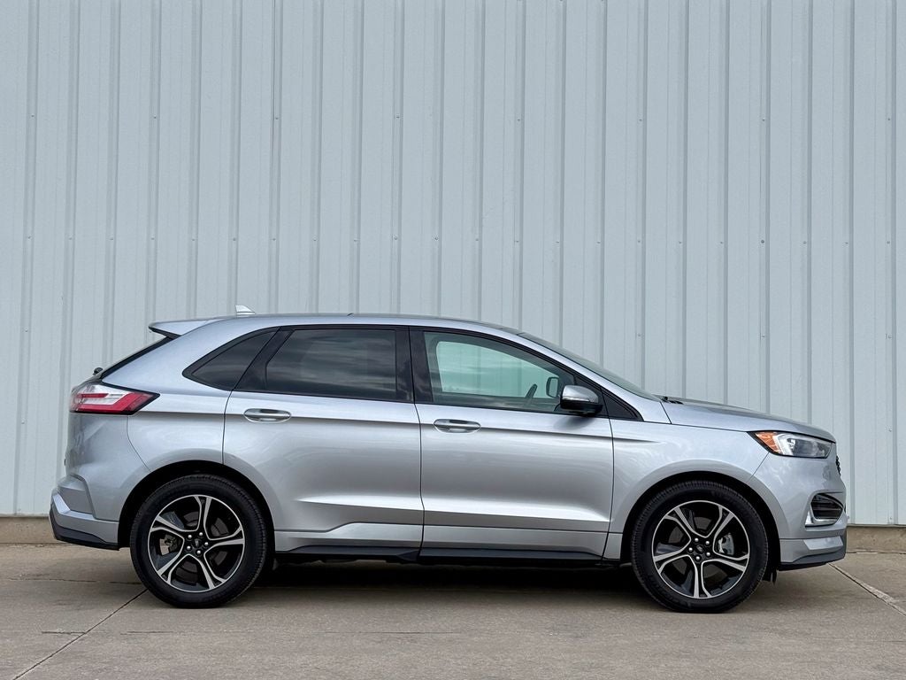 2020 Ford Edge ST